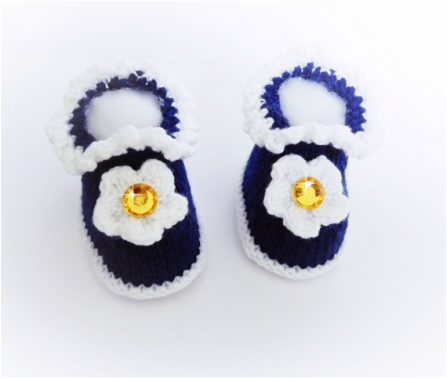Daisy Booties,  hand knitted booties by StarBaby Designer Knitwear, www.starbabyknitwear.com